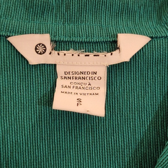 Athleta Echo Top Size Small Green Short Sleeve Ribbed Breathable 587908 NWT $99 - Picture 10 of 10